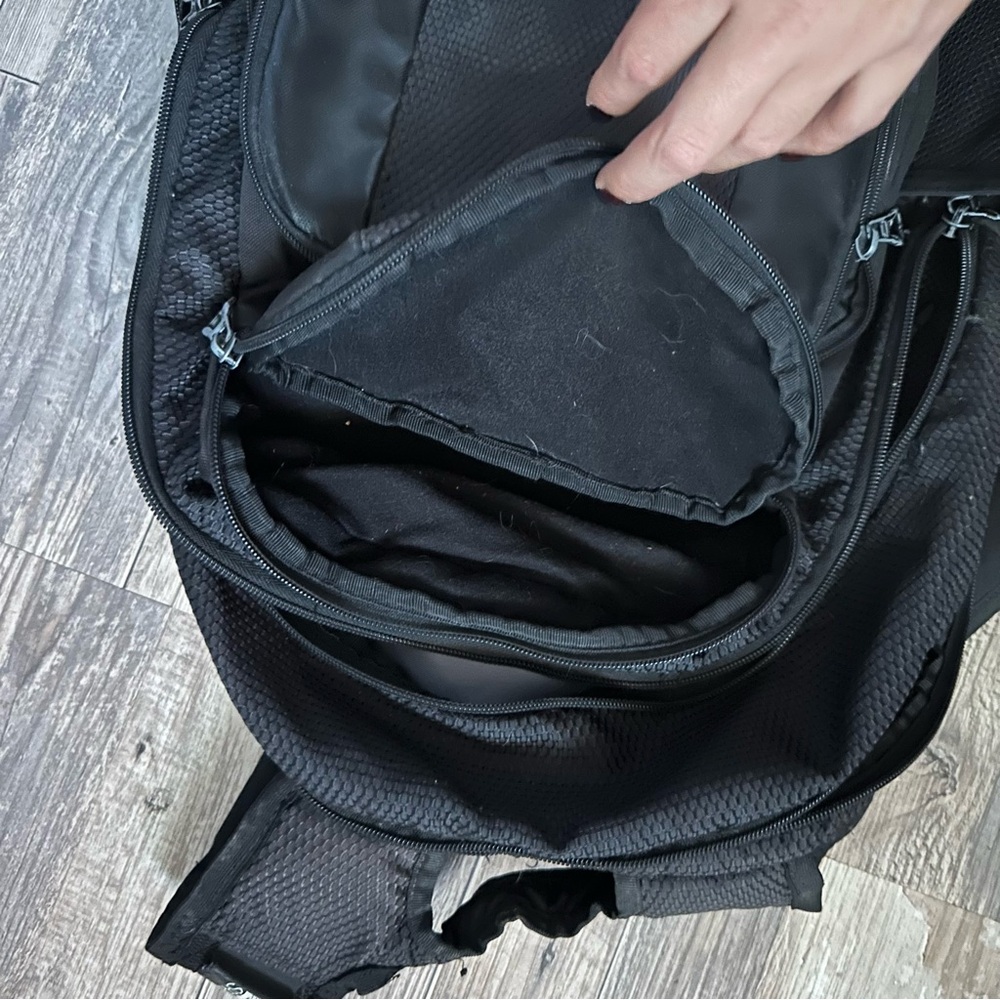 Adidas Backpack - Picture 5 of 6